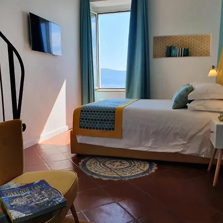 Apartament Bella Vista House-sorrento Coast - Free Parking-solarium Vico Equense