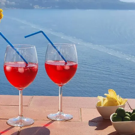 Bella Vista House-sorrento Coast - Free Parking-solarium Apartament Vico Equense
